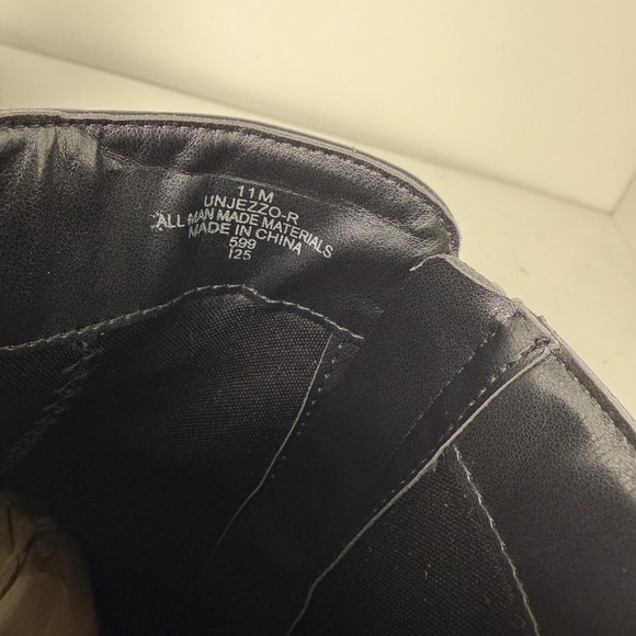 UNISA Black Faux Leather Lug Sole Buckle Strap Ankle Boots Womens 11 - Picture 7 of 8